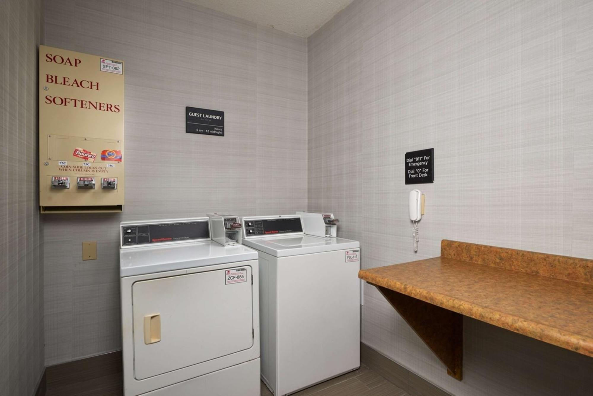 Hampton Inn שלביוויל מראה חיצוני תמונה